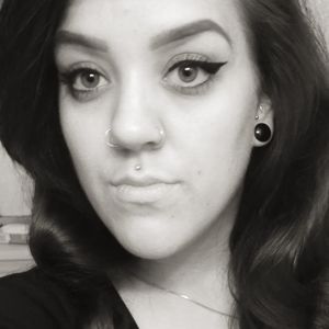 Meet your Posher, Courtney